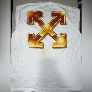 Off-White “Seasonal” Short Sleeve T Shirt